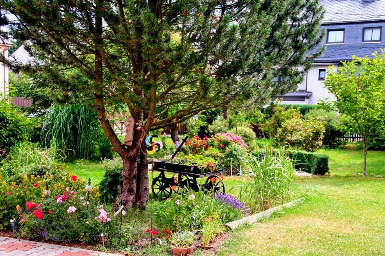 Familien-Ferienwohnung Haustein Konigswalde Exterior foto